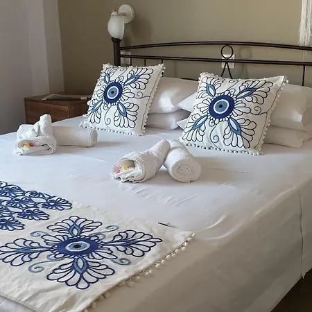 Ria's Deluxe Lägenhet *