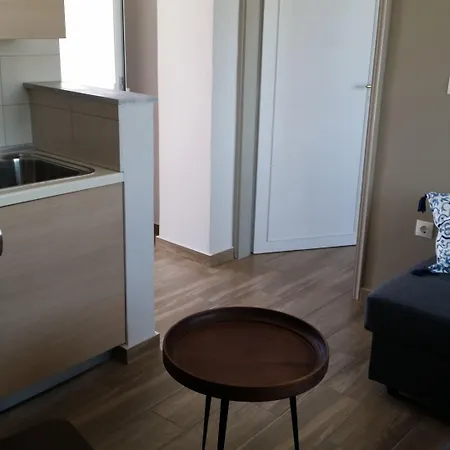 Апартаменты Ria's Deluxe Фалираки