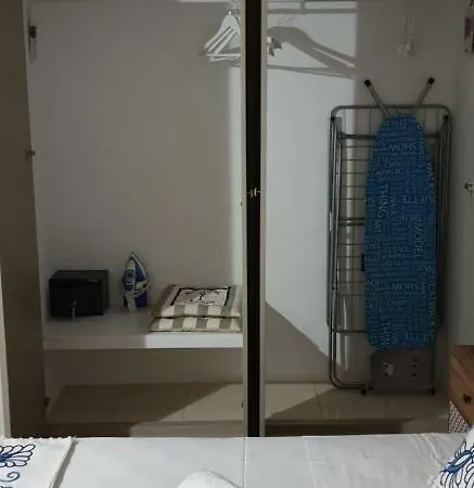 Ria's Deluxe Апартаменты *