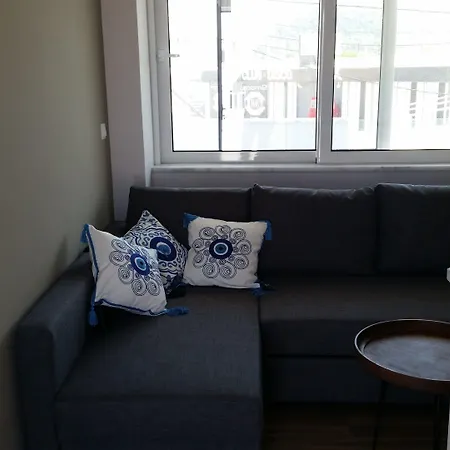 Ria's Deluxe