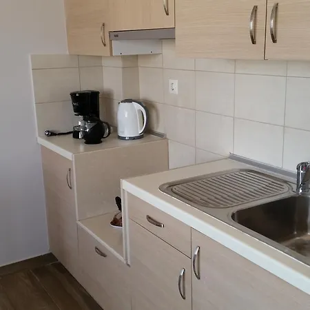 Ria's Deluxe * Faliraki