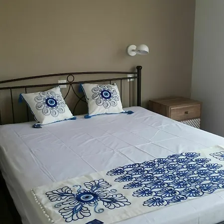 Ria's Deluxe Apartment