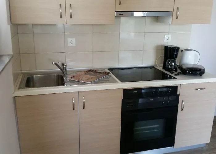 Ria's Deluxe Apartamento