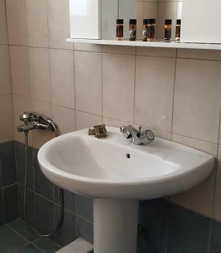 Ria's Deluxe Apartament Faliraki