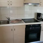 Ria's Deluxe Lägenhet