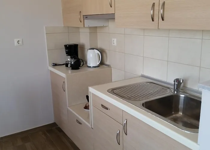 Ria's Deluxe * פליראקי